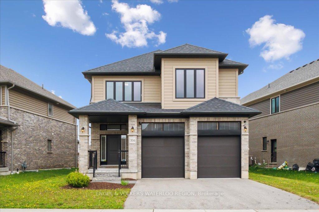 Front of 304 Carriage Way
