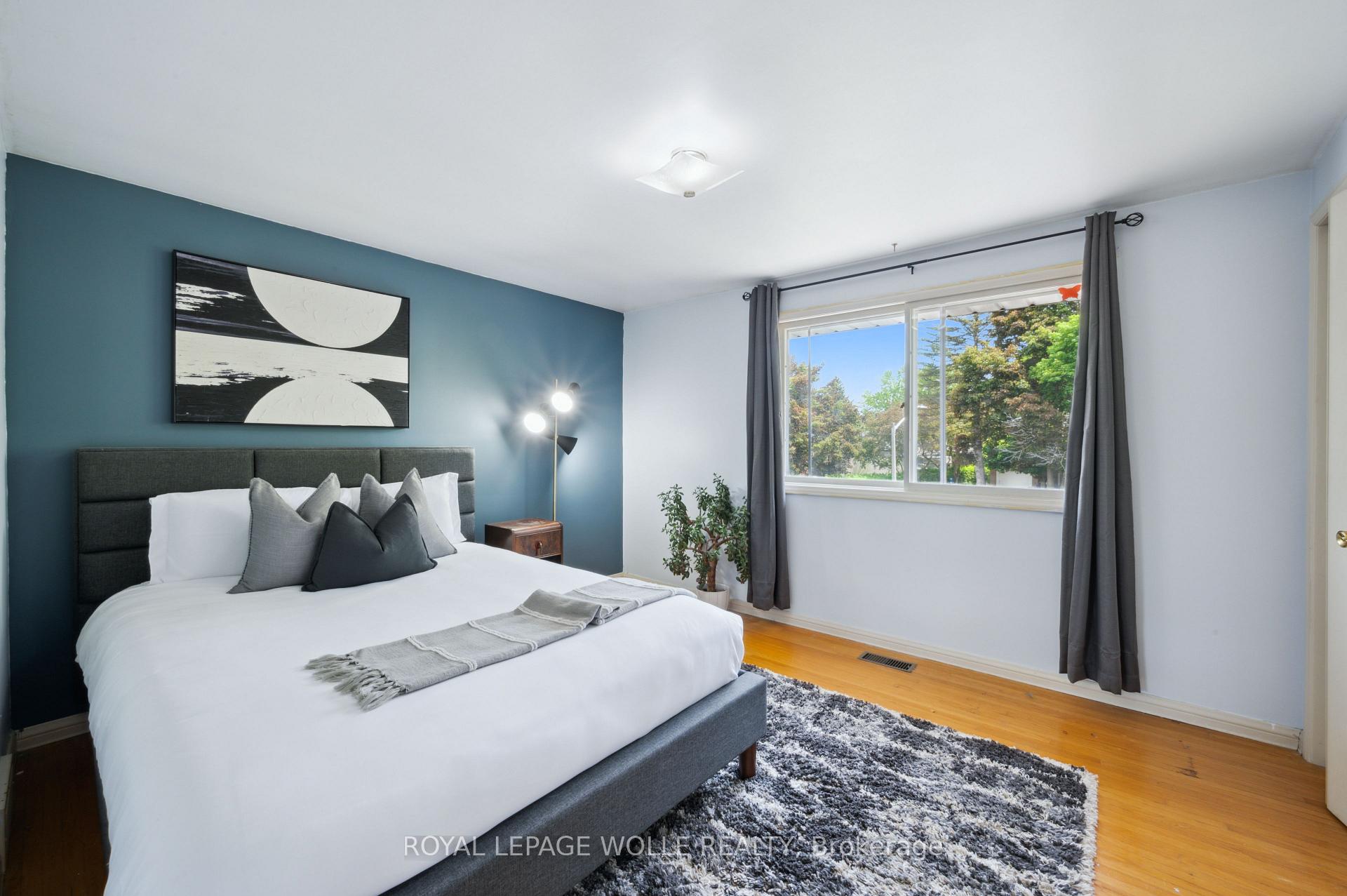 Photo 23 of 143 Weston Place, Waterloo — HOMEH