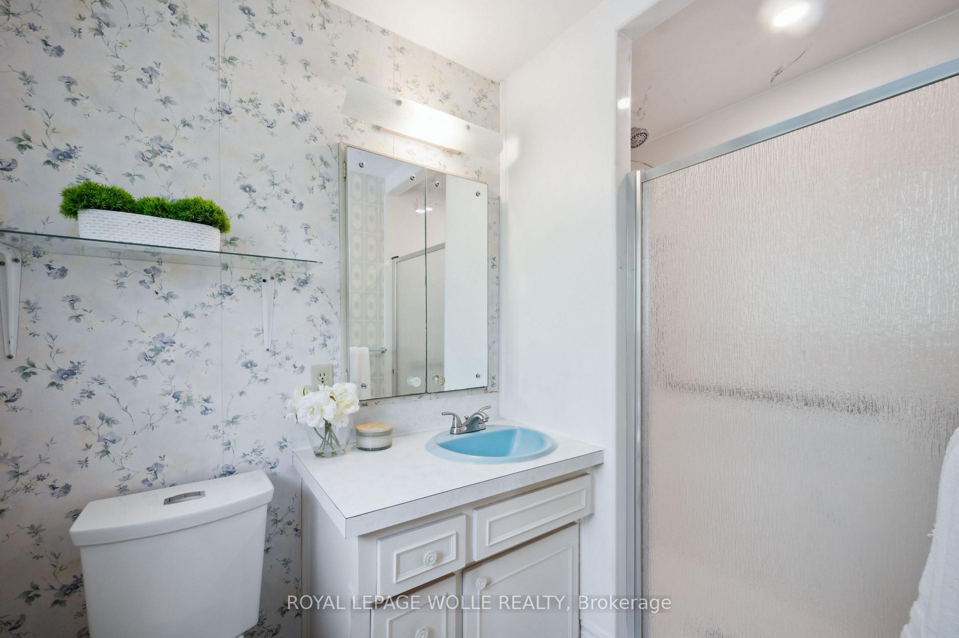 Photo 27 of 143 Weston Place, Waterloo — HOMEH