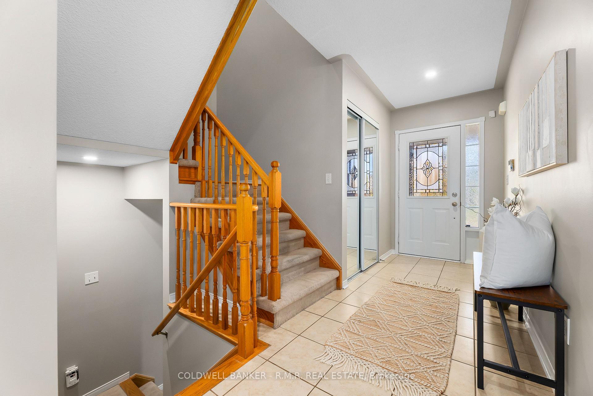 Photo 2 of 62 Ipswich Place, Whitby, Brooklin — HOMEH