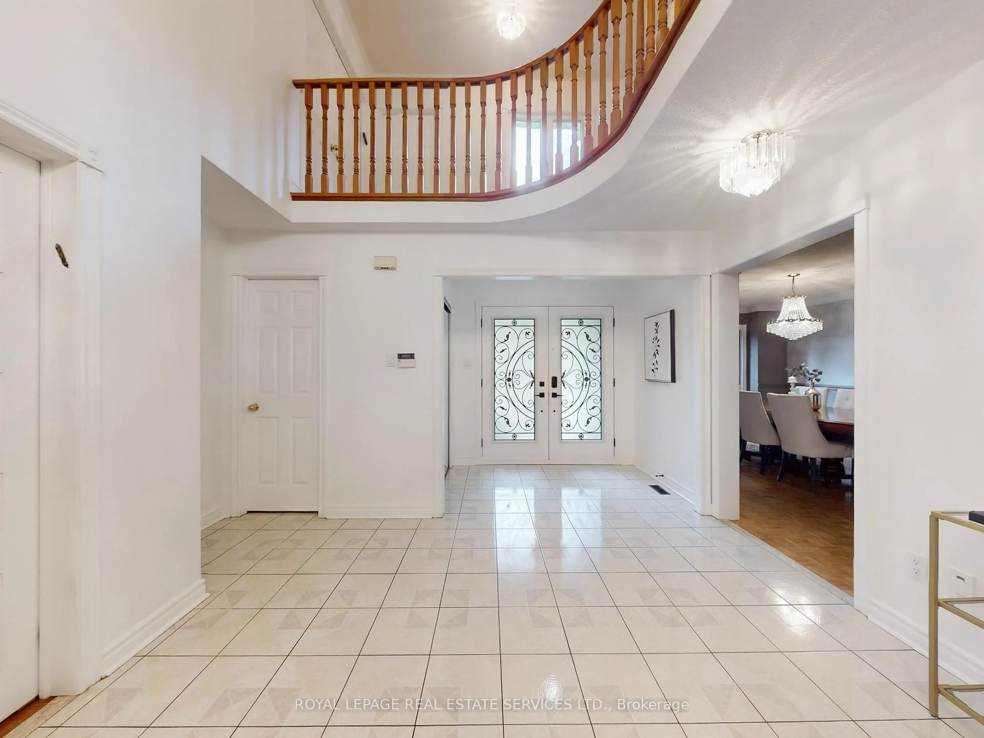 Photo 18 of 258 Westmount Boulevard, Vaughan, Beverley Glen — HOMEH