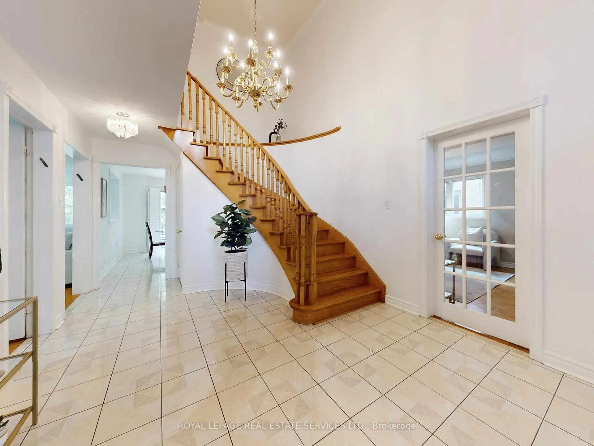 Photo 19 of 258 Westmount Boulevard, Vaughan, Beverley Glen — HOMEH