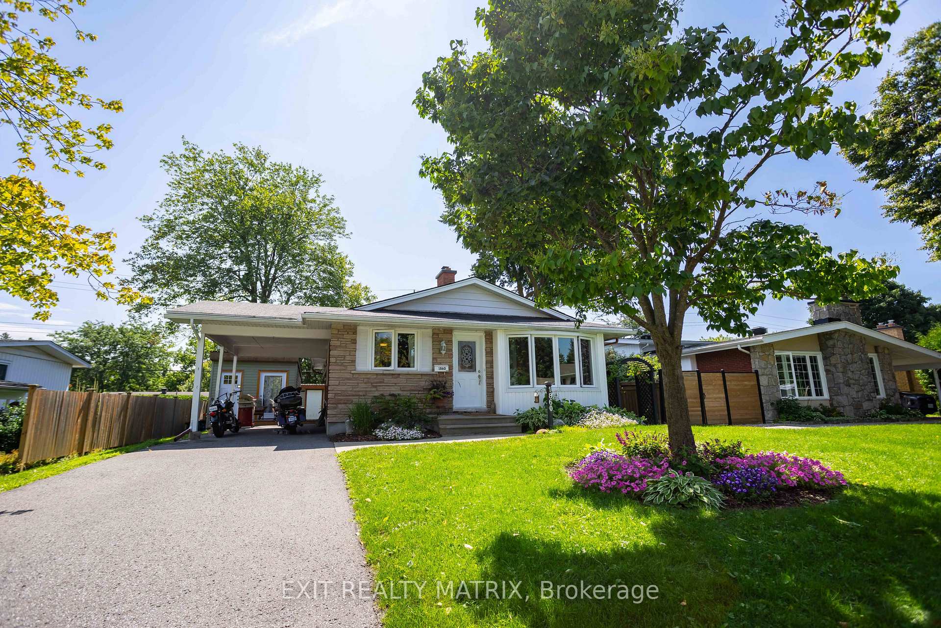 Photo 1 of 1860 Featherston Drive, Ottawa, Guildwood Estates - Urbandale Acres — HOMEH