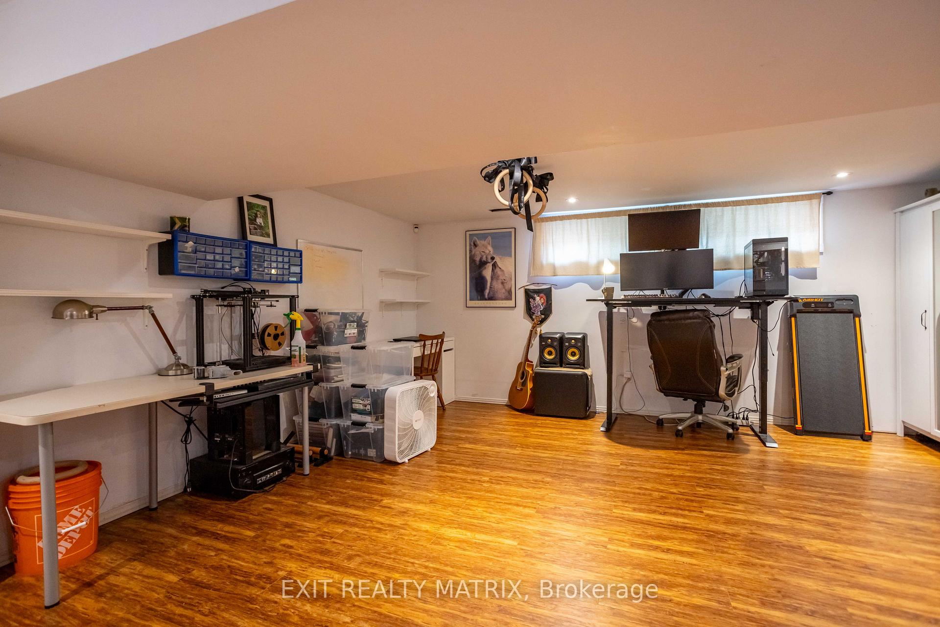 Photo 27 of 1860 Featherston Drive, Ottawa, Guildwood Estates - Urbandale Acres — HOMEH