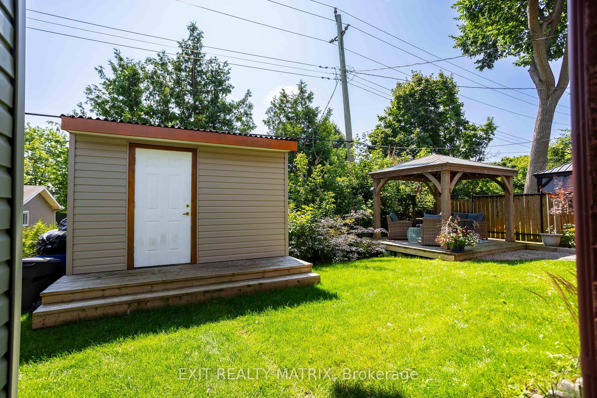 Photo 30 of 1860 Featherston Drive, Ottawa, Guildwood Estates - Urbandale Acres — HOMEH