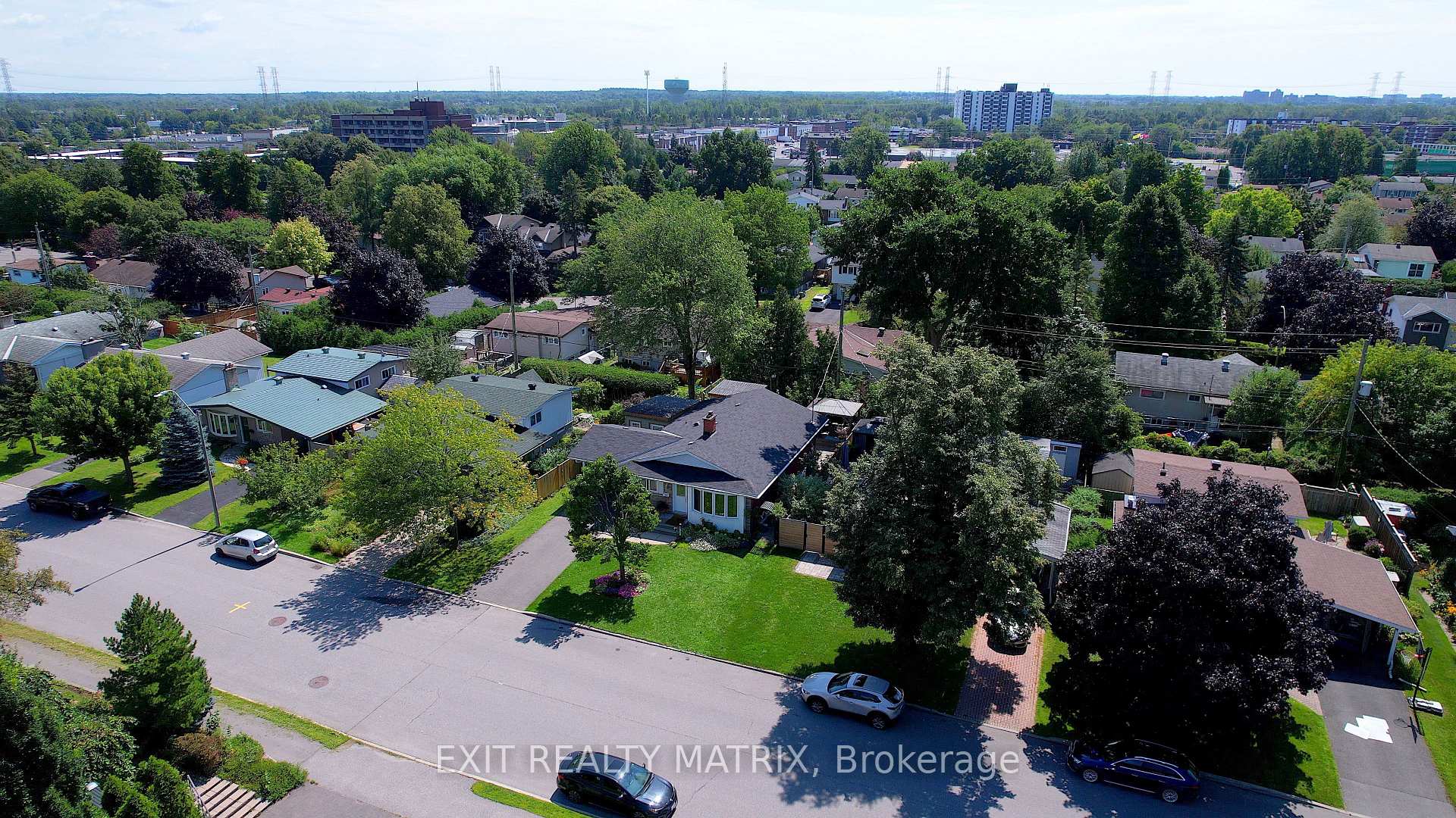 Photo 41 of 1860 Featherston Drive, Ottawa, Guildwood Estates - Urbandale Acres — HOMEH