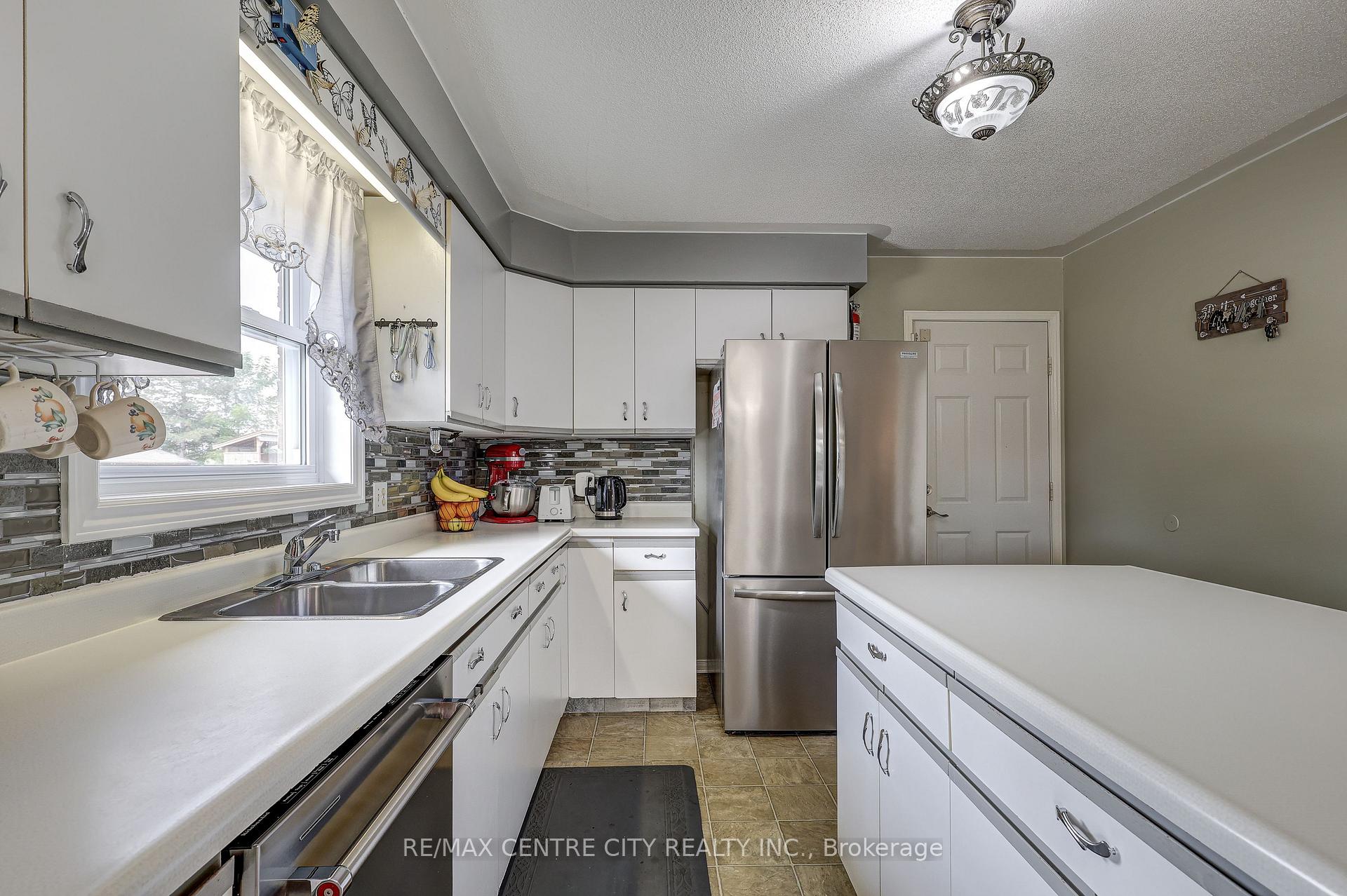 Photo 10 of 8109 Sandytown Road, Bayham, Straffordville — HOMEH