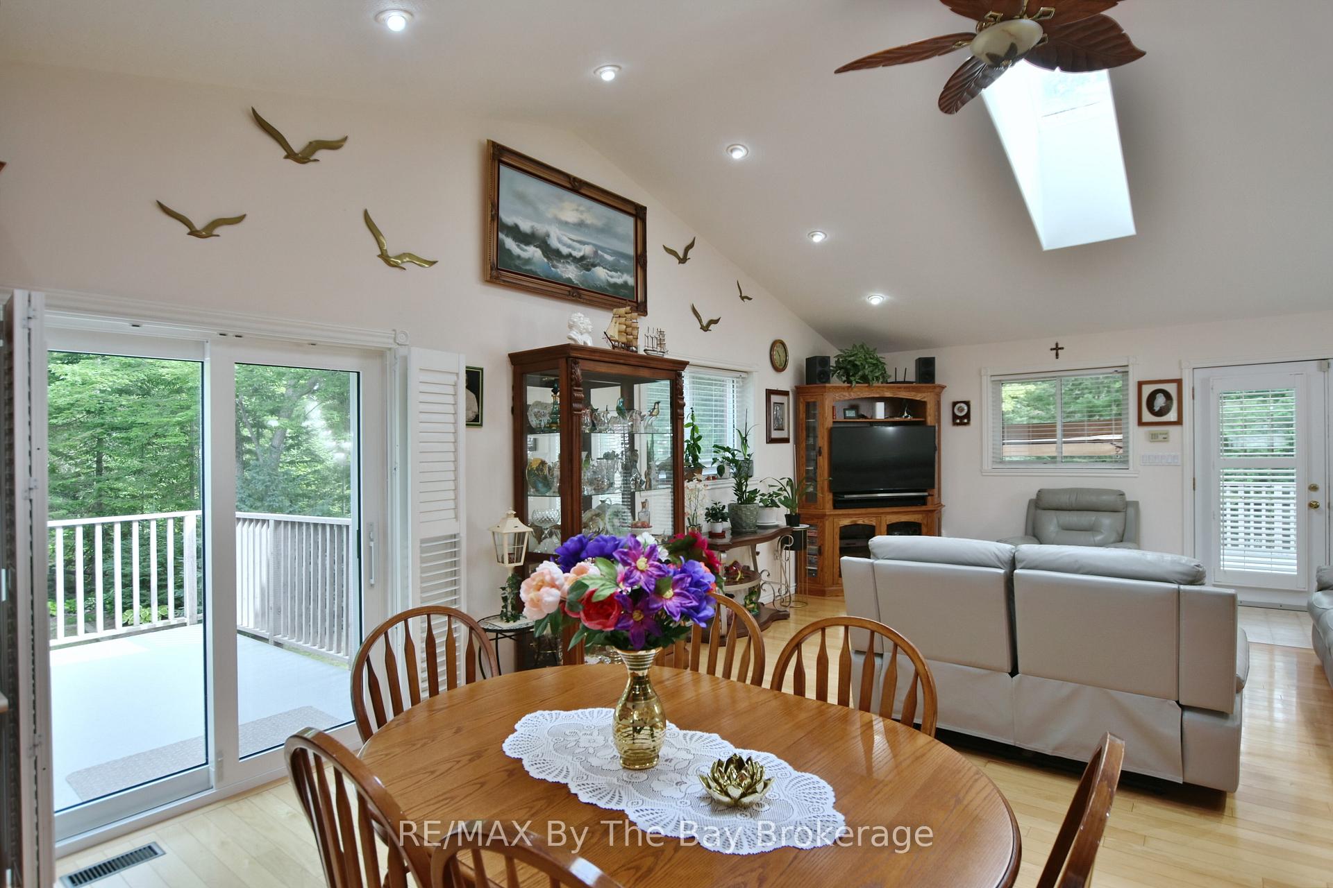 Photo 19 of 106 Deerbrook Drive, Wasaga Beach — HOMEH