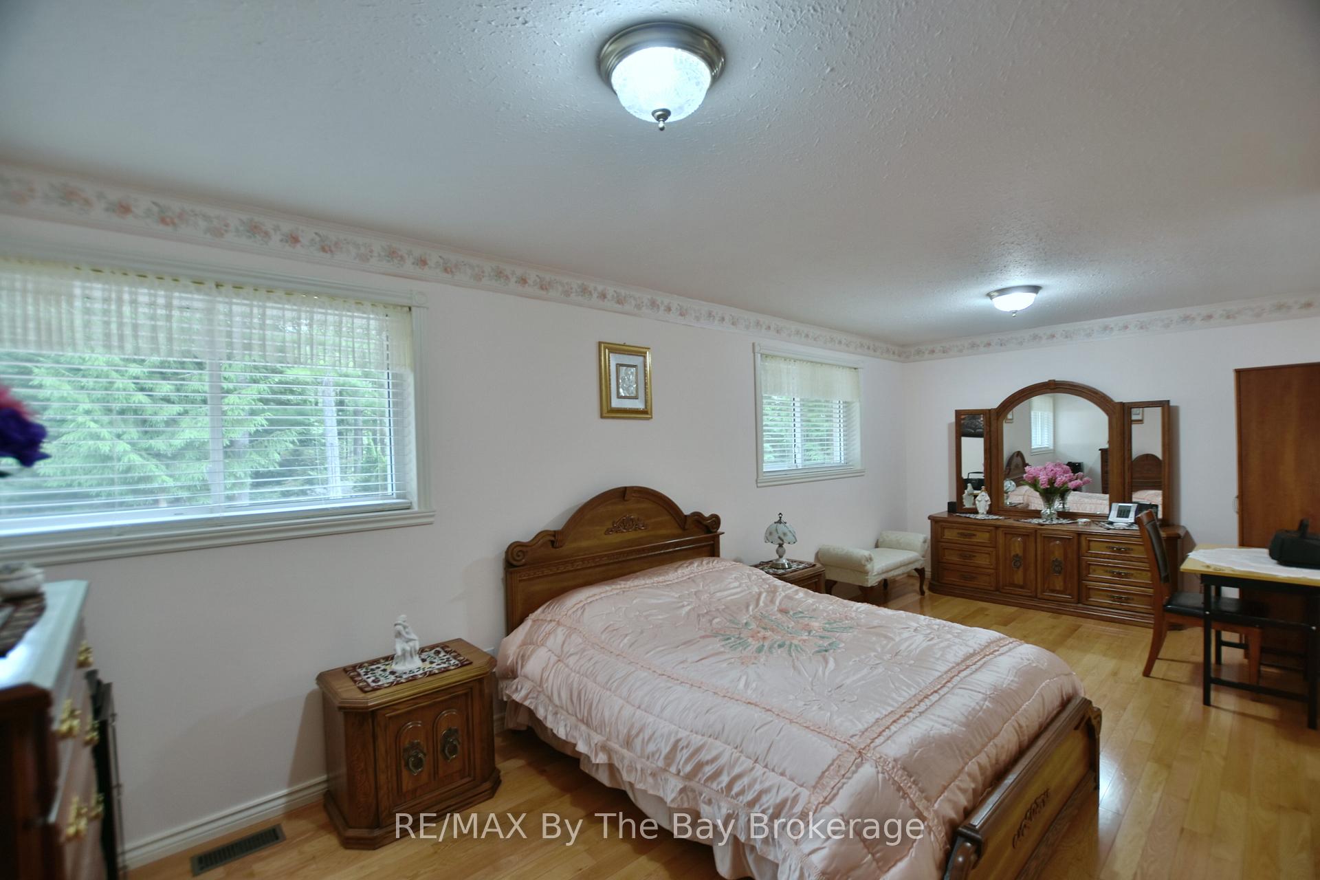 Photo 20 of 106 Deerbrook Drive, Wasaga Beach — HOMEH