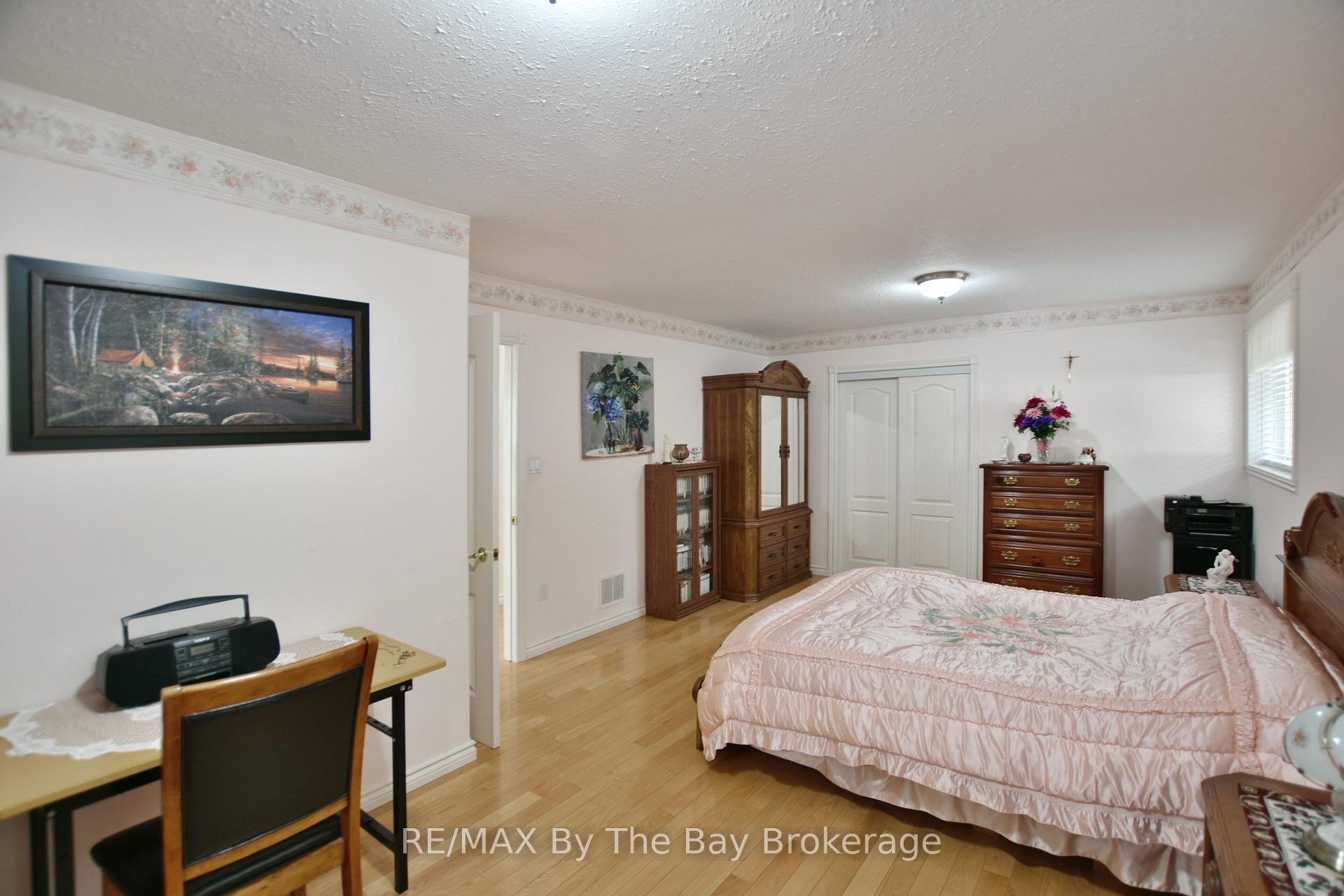 Photo 21 of 106 Deerbrook Drive, Wasaga Beach — HOMEH