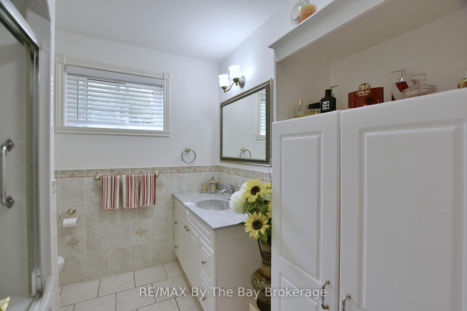 Photo 23 of 106 Deerbrook Drive, Wasaga Beach — HOMEH