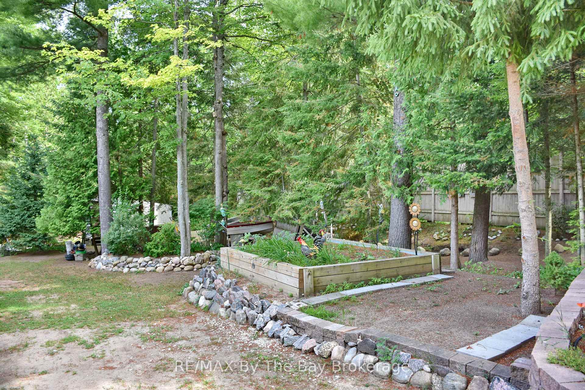 Photo 33 of 106 Deerbrook Drive, Wasaga Beach — HOMEH