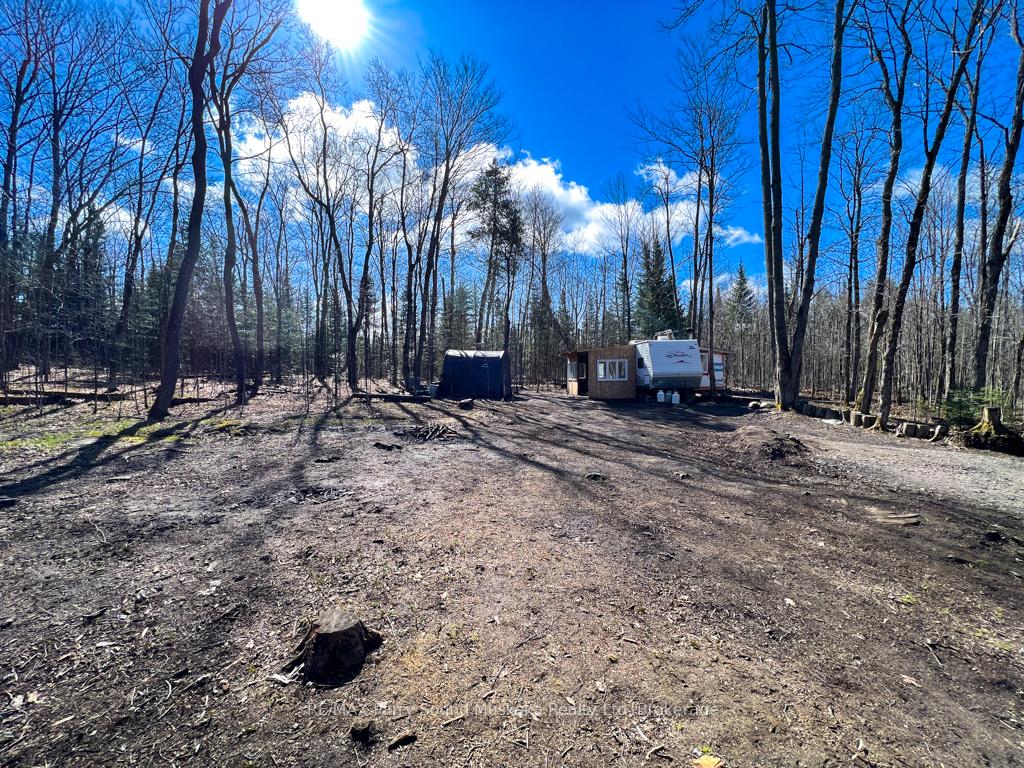 Photo 4 of 290 Whitestone Lake Road, Whitestone, Hagerman — HOMEH