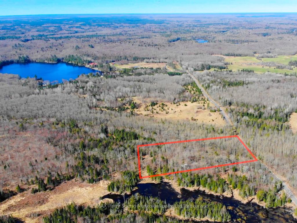 Photo 12 of 290 Whitestone Lake Road, Whitestone, Hagerman — HOMEH