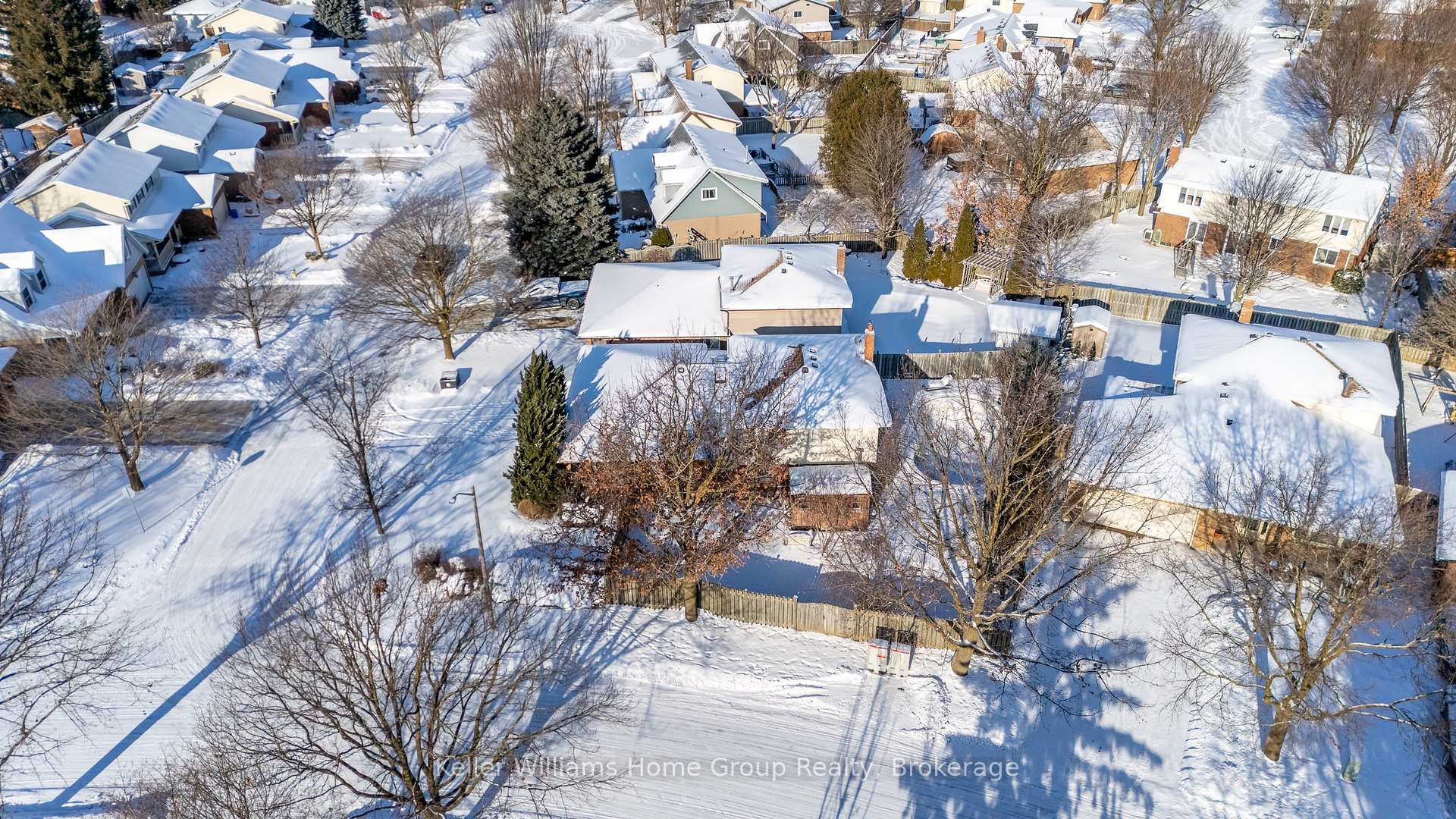 Photo 29 of 476 Scotchmere Court, Waterloo — HOMEH