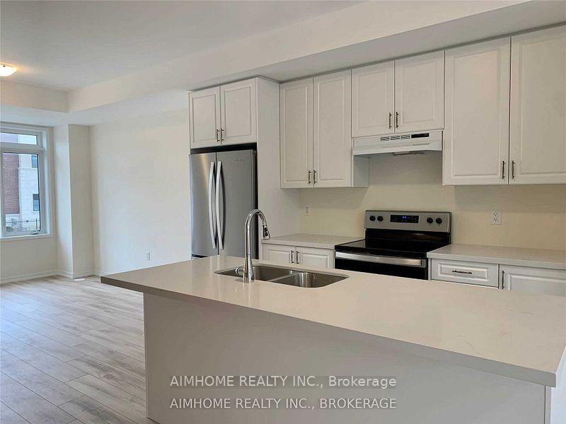 Photo 2 of 121 Crimson Forest Drive, Vaughan, Patterson — HOMEH