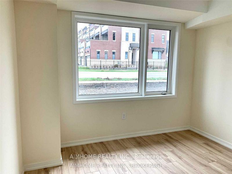 Photo 6 of 121 Crimson Forest Drive, Vaughan, Patterson — HOMEH