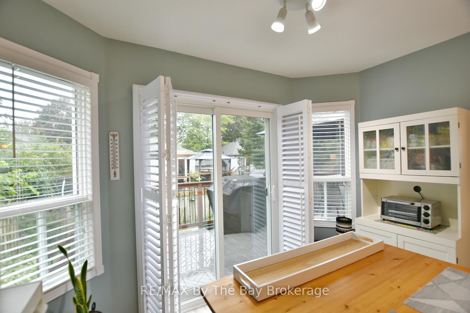 Photo 14 of 34 Harbour Crescent, Wasaga Beach — HOMEH