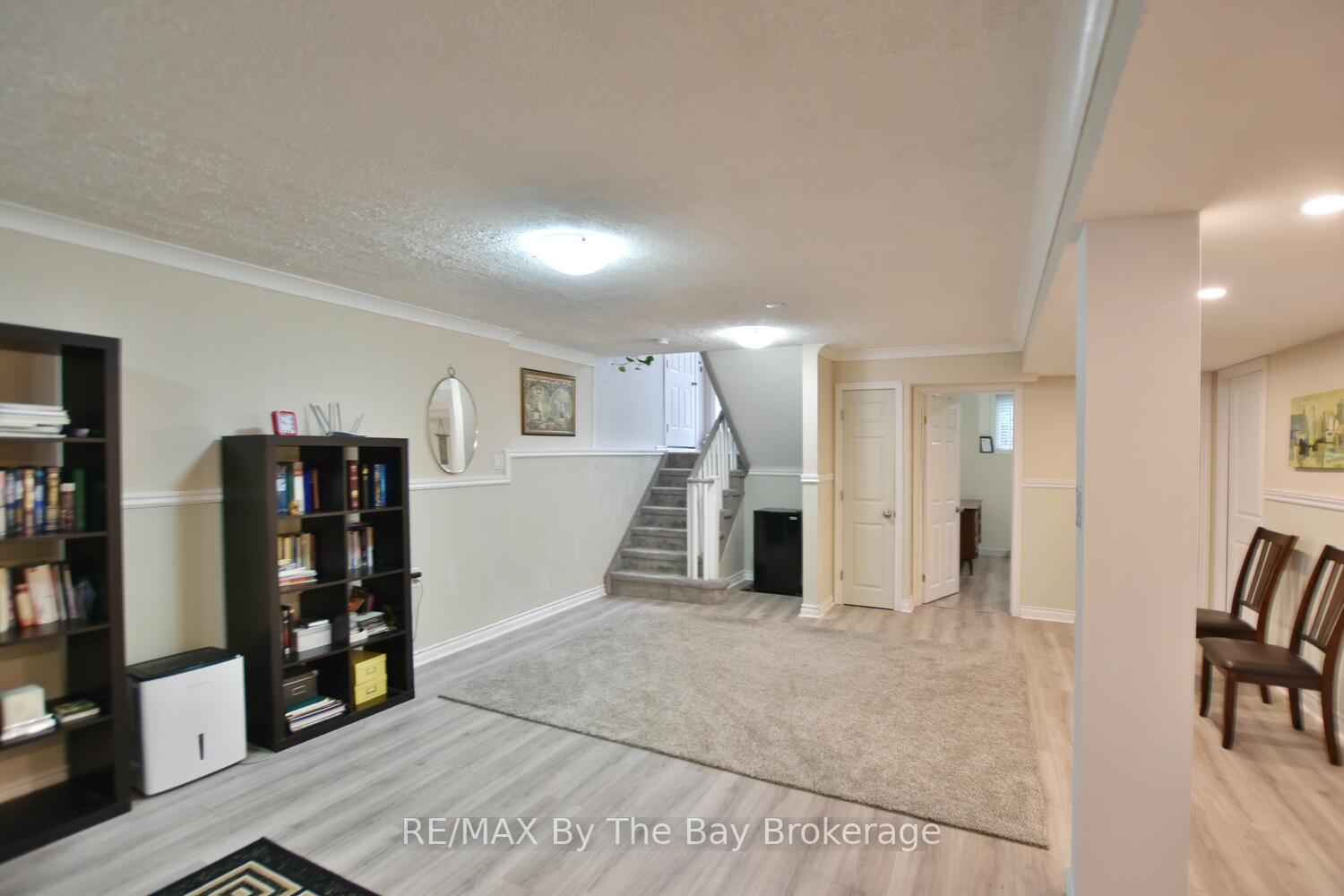 Photo 27 of 34 Harbour Crescent, Wasaga Beach — HOMEH