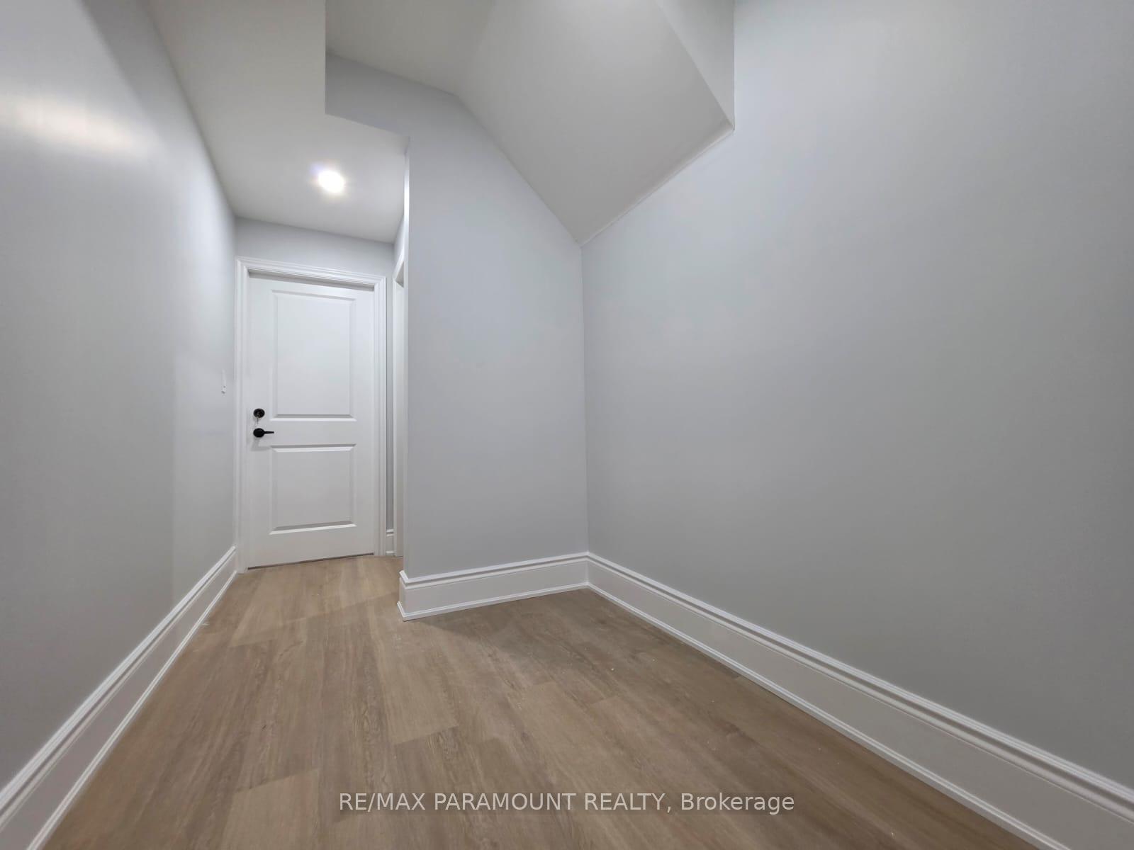 Photo 3 of Unit Basement, 14 Condor Way, Vaughan, Kleinburg — HOMEH