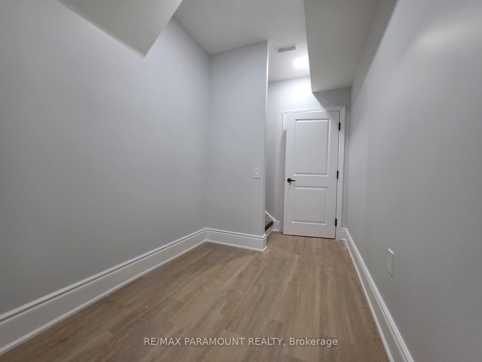 Photo 4 of Unit Basement, 14 Condor Way, Vaughan, Kleinburg — HOMEH