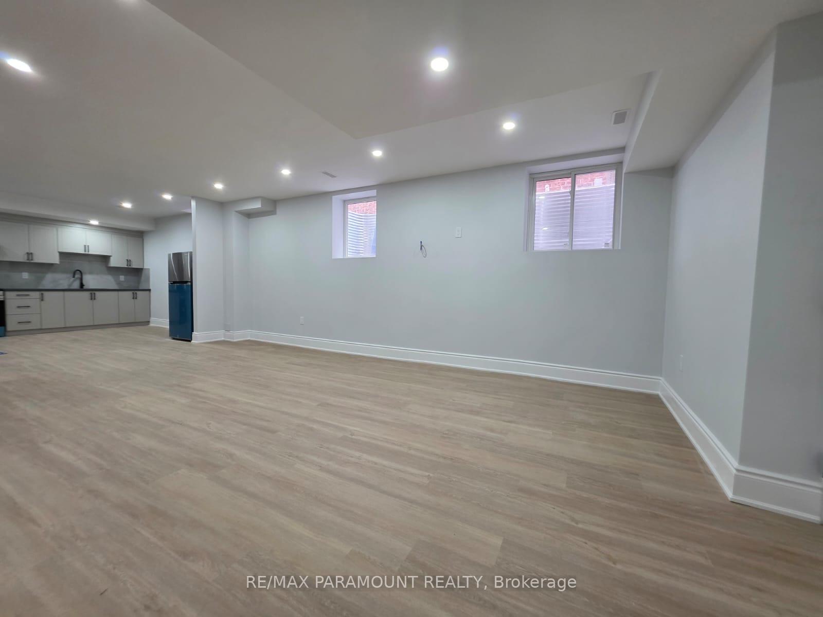 Photo 9 of Unit Basement, 14 Condor Way, Vaughan, Kleinburg — HOMEH