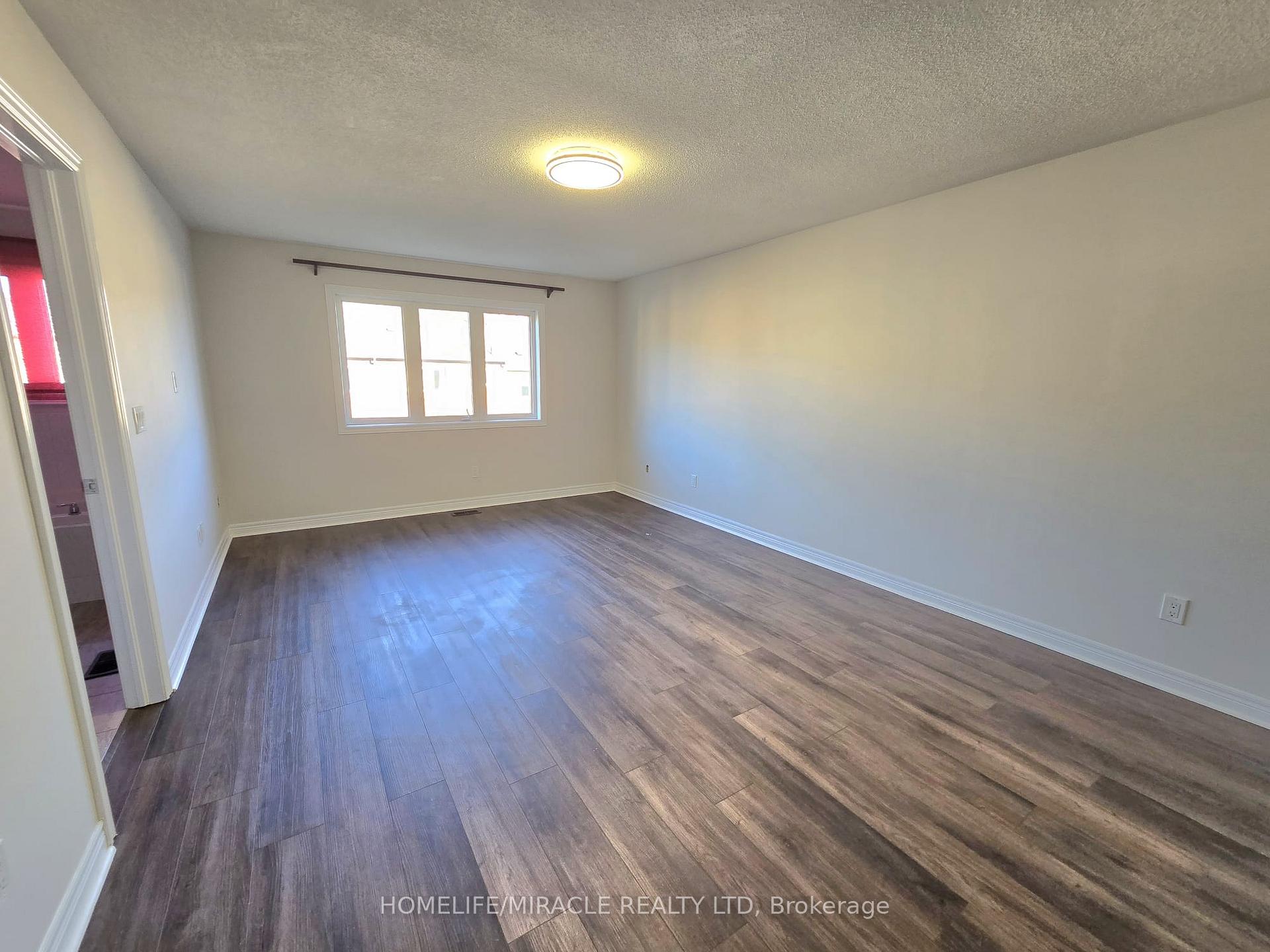 Photo 12 of 95 Cathedral Drive, Whitby, Rolling Acres — HOMEH