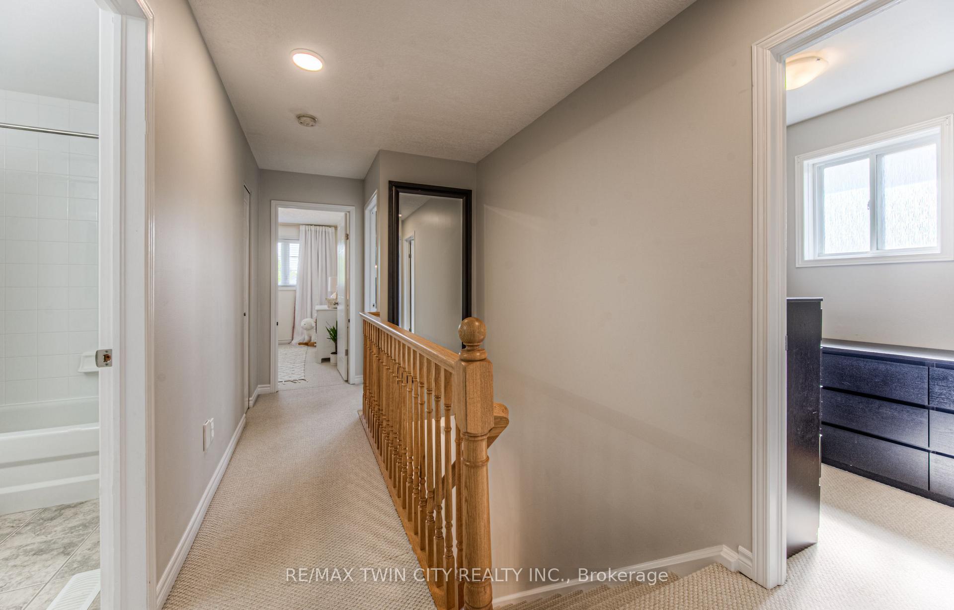 Photo 22 of 381 University Downs Crescent, Waterloo — HOMEH
