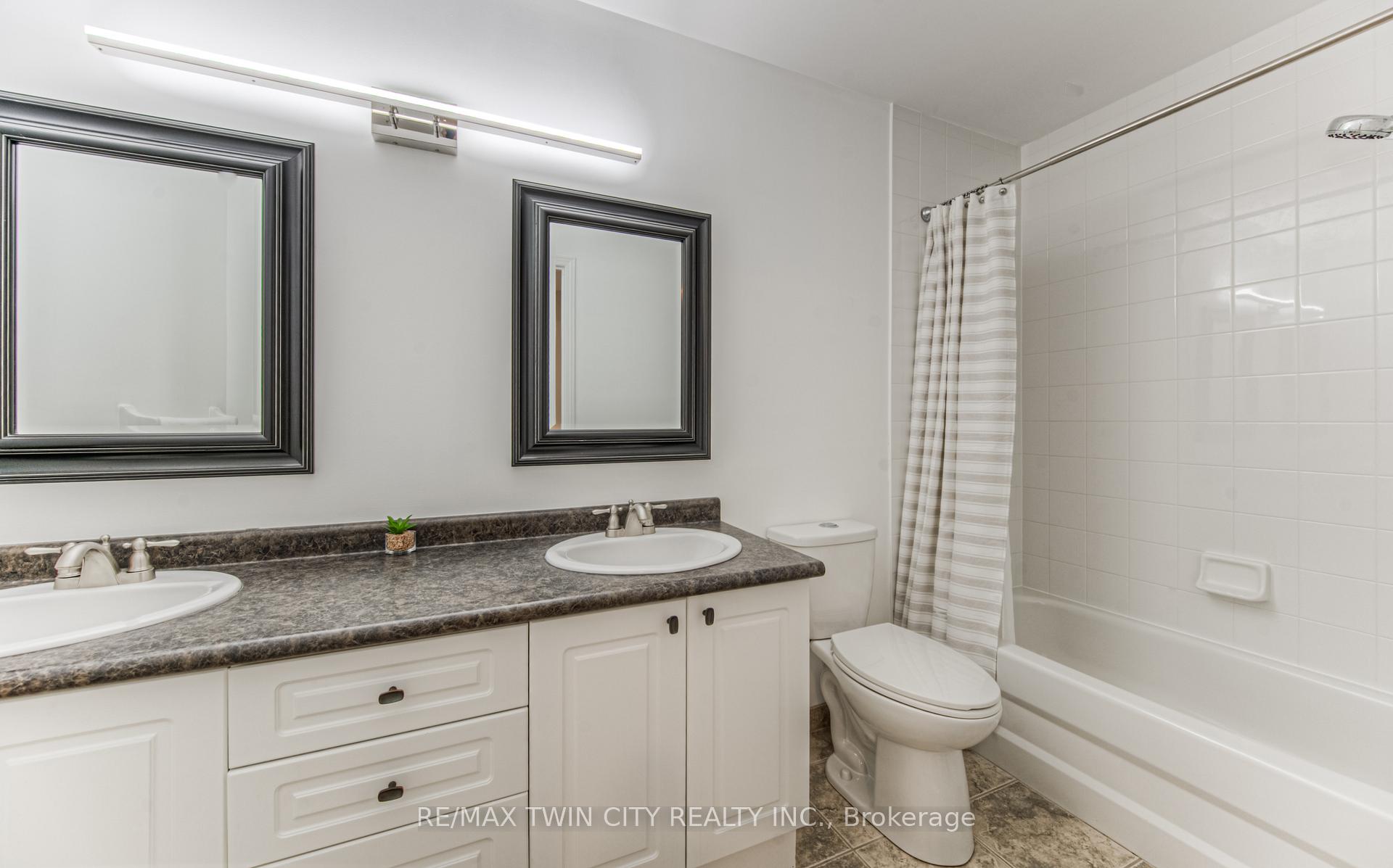 Photo 30 of 381 University Downs Crescent, Waterloo — HOMEH