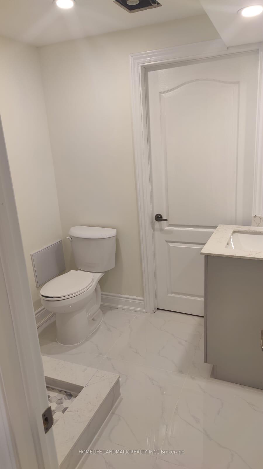 Photo 2 of Unit Basement, 35 Decoroso Drive, Vaughan, Sonoma Heights — HOMEH