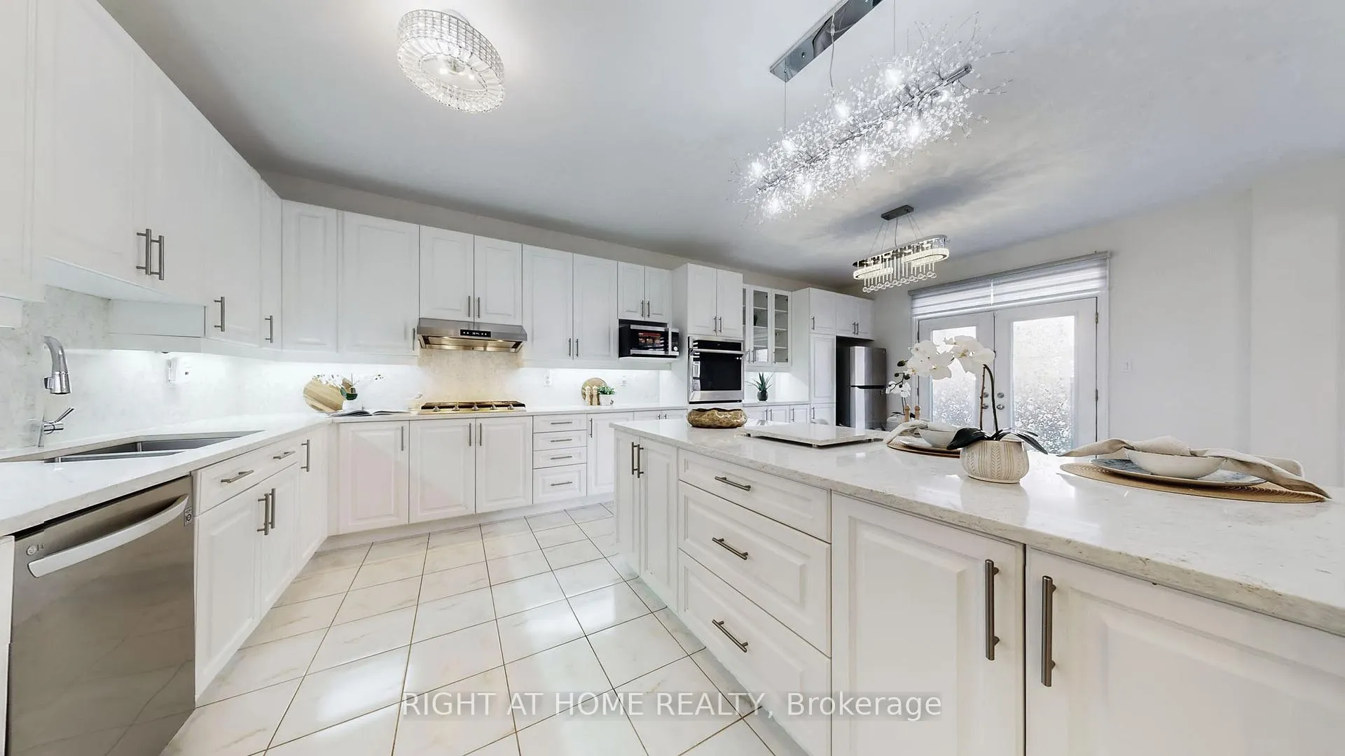 Photo 15 of 76 Auckland Drive, Whitby, Rural Whitby — HOMEH