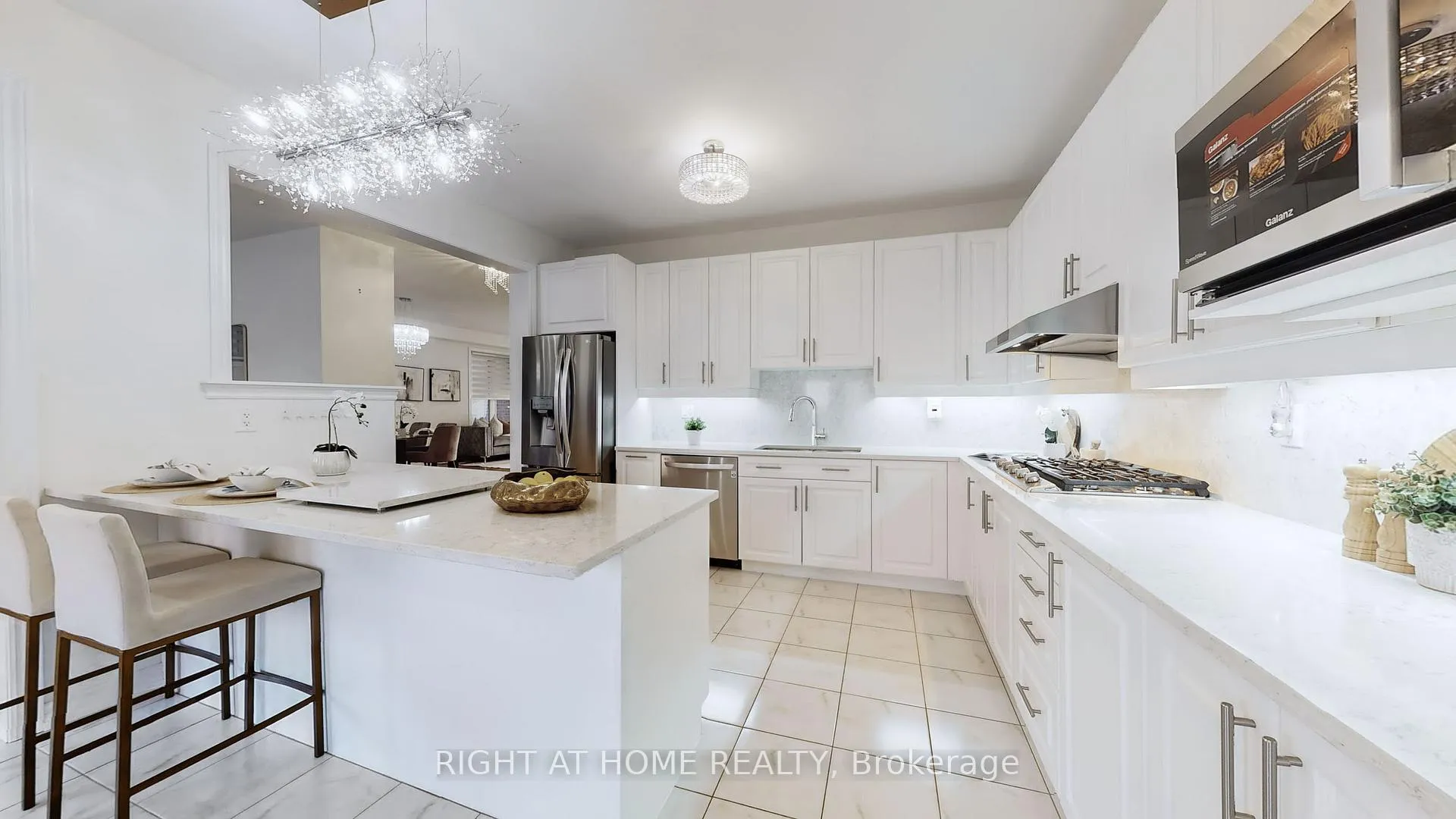 Photo 16 of 76 Auckland Drive, Whitby, Rural Whitby — HOMEH