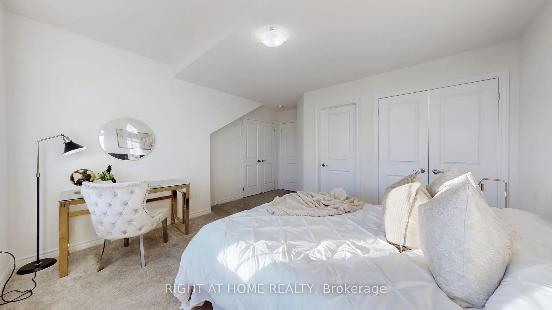 Photo 29 of 76 Auckland Drive, Whitby, Rural Whitby — HOMEH