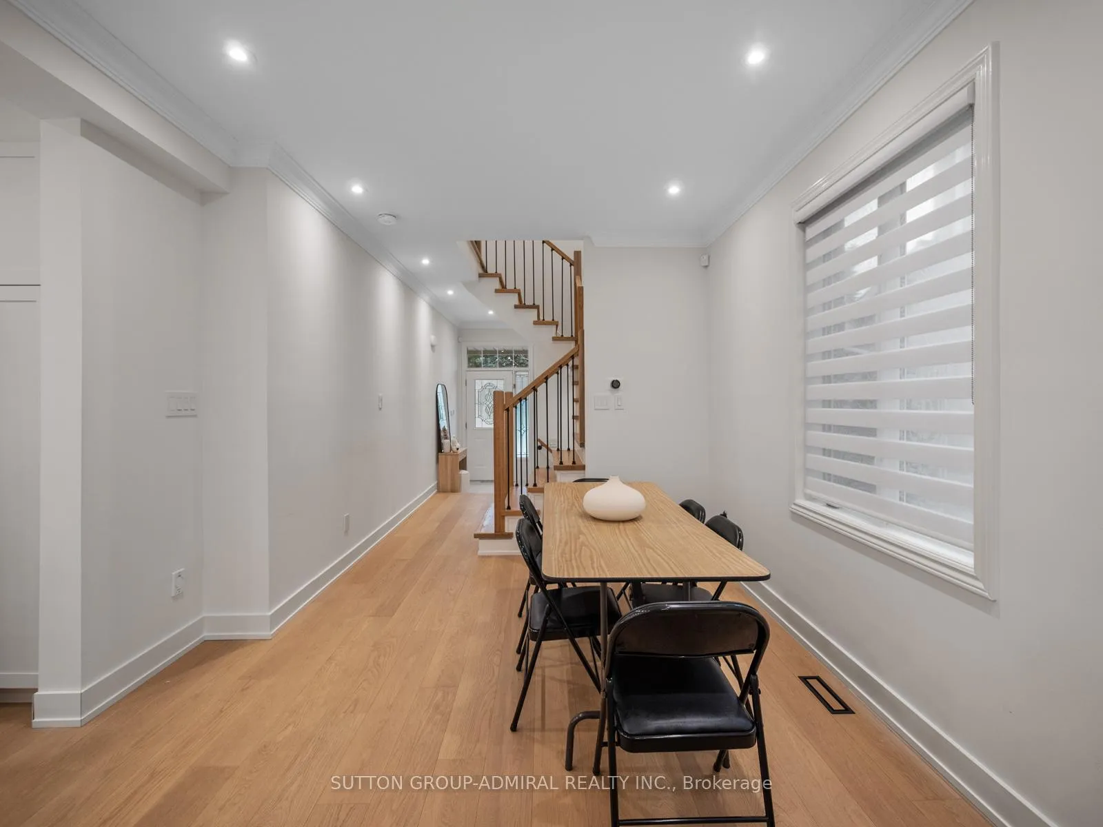 Photo 6 of 117 Wildberry Crescent, Vaughan, Vellore Village — HOMEH
