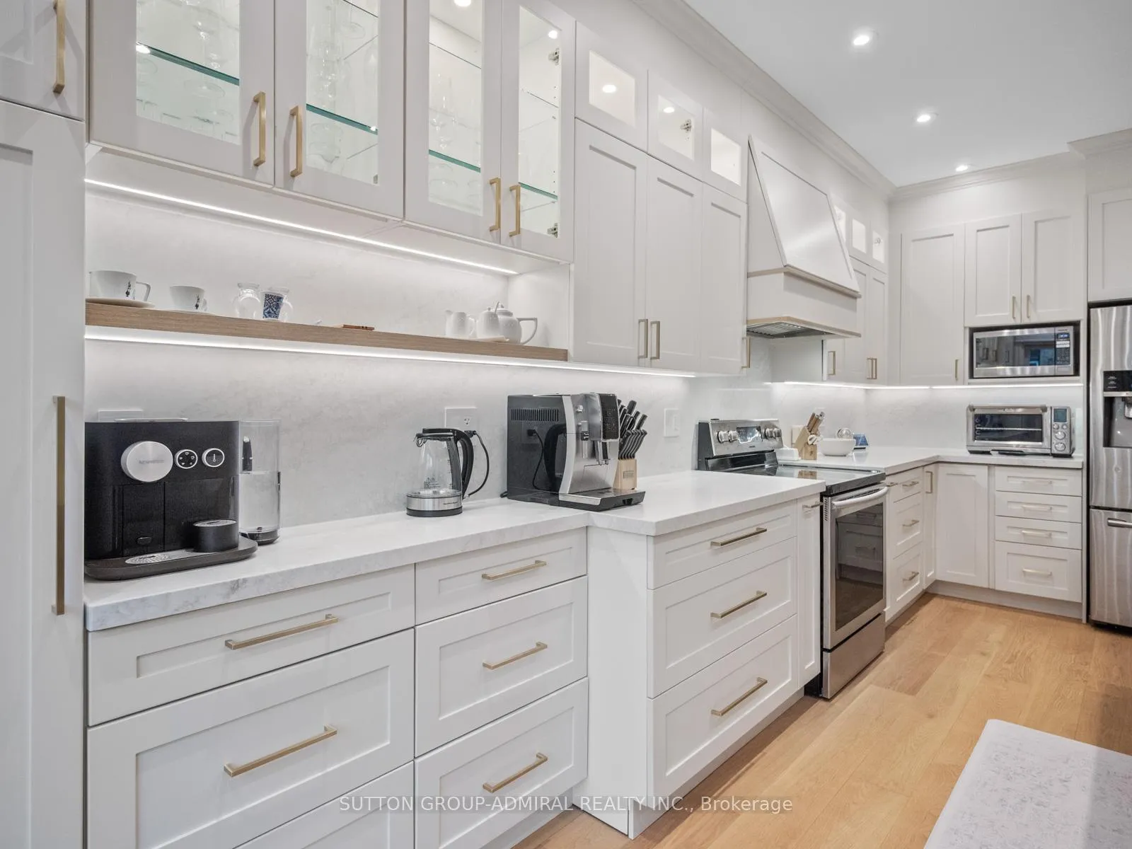 Photo 12 of 117 Wildberry Crescent, Vaughan, Vellore Village — HOMEH