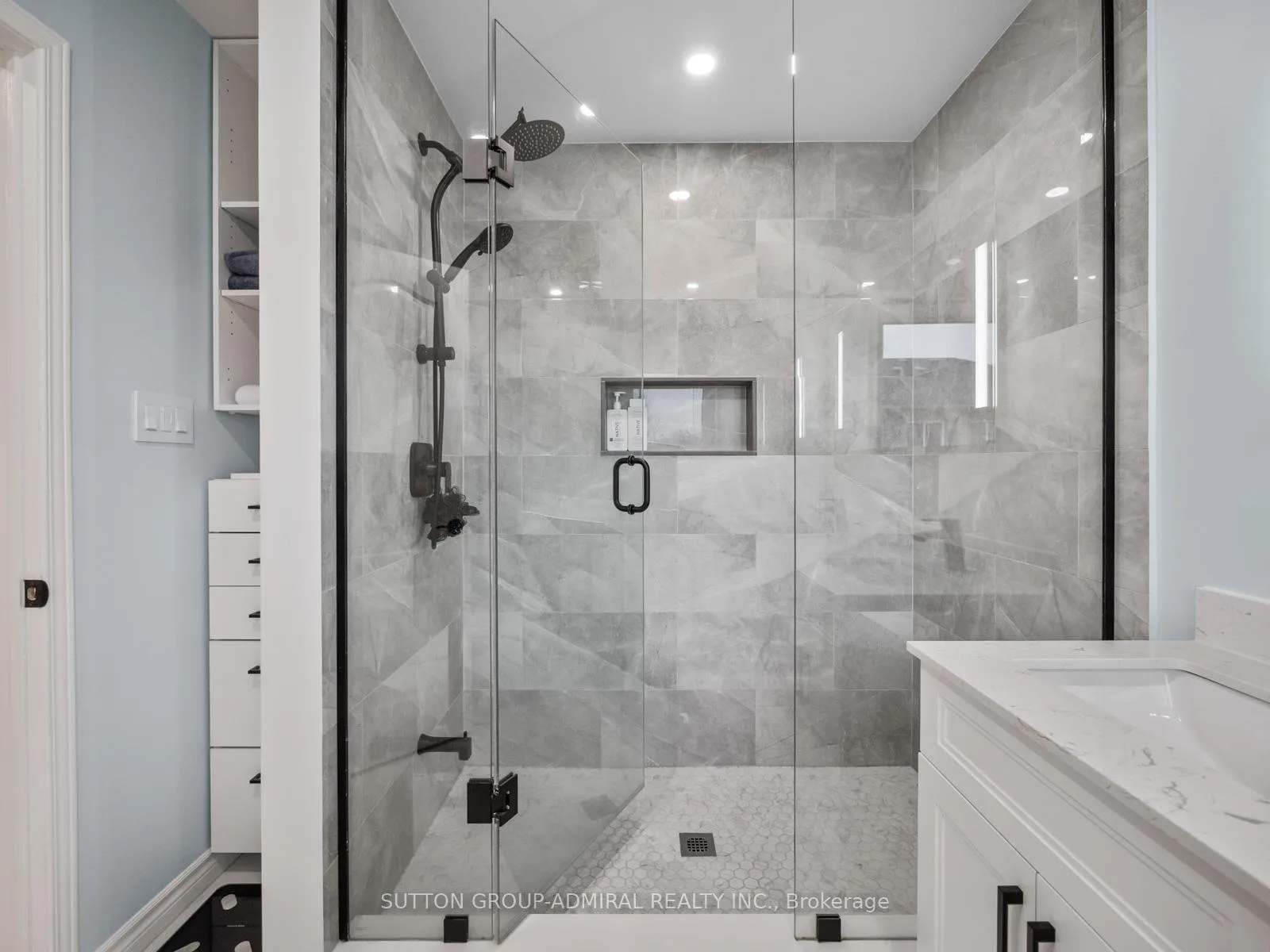 Photo 27 of 117 Wildberry Crescent, Vaughan, Vellore Village — HOMEH