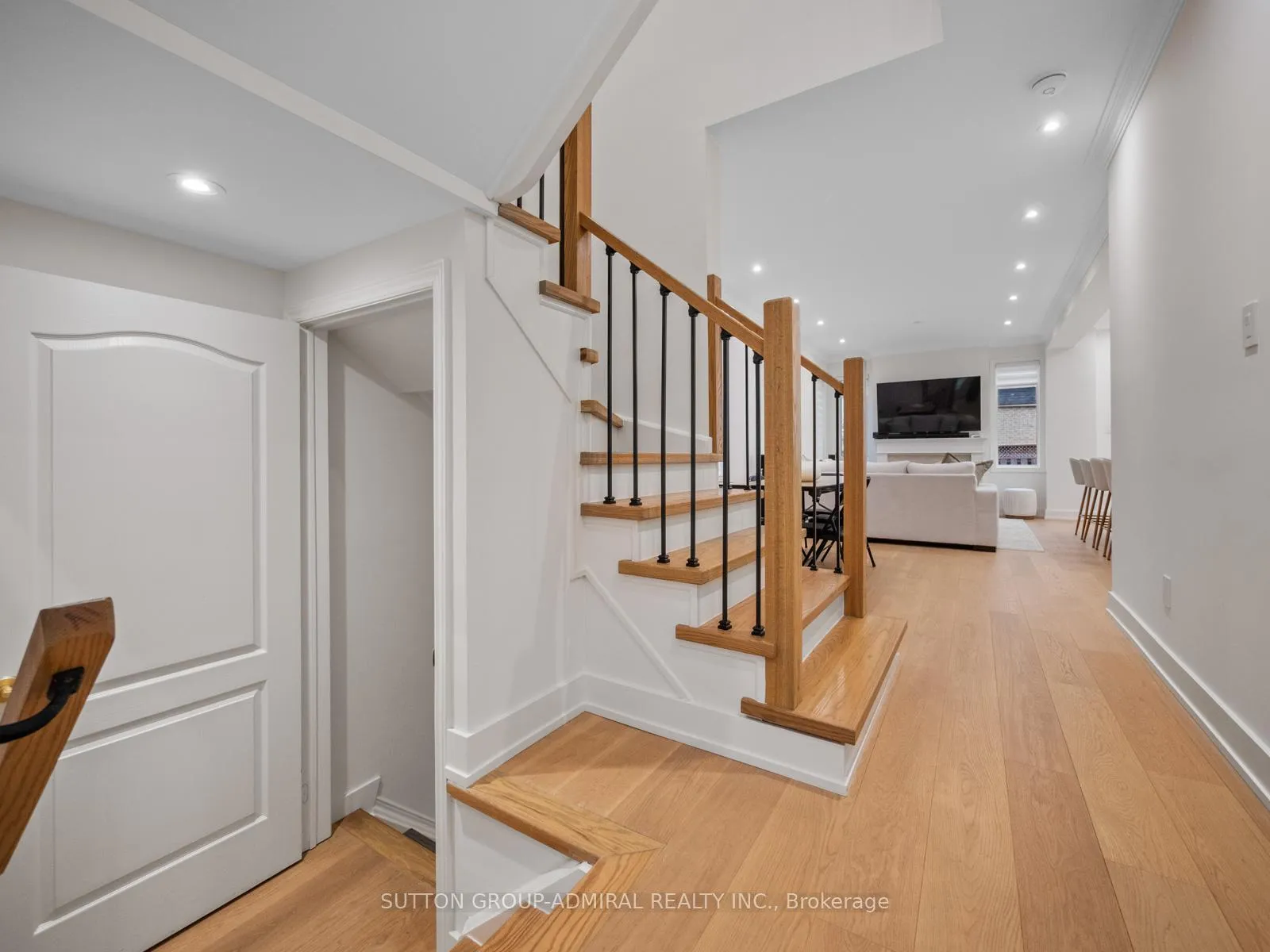 Photo 28 of 117 Wildberry Crescent, Vaughan, Vellore Village — HOMEH