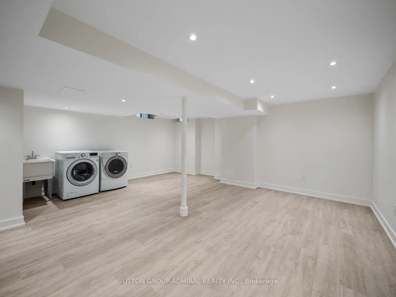 Photo 32 of 117 Wildberry Crescent, Vaughan, Vellore Village — HOMEH