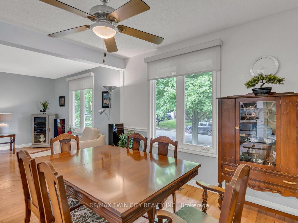 Photo 7 of 398 Mossom Place, Waterloo — HOMEH