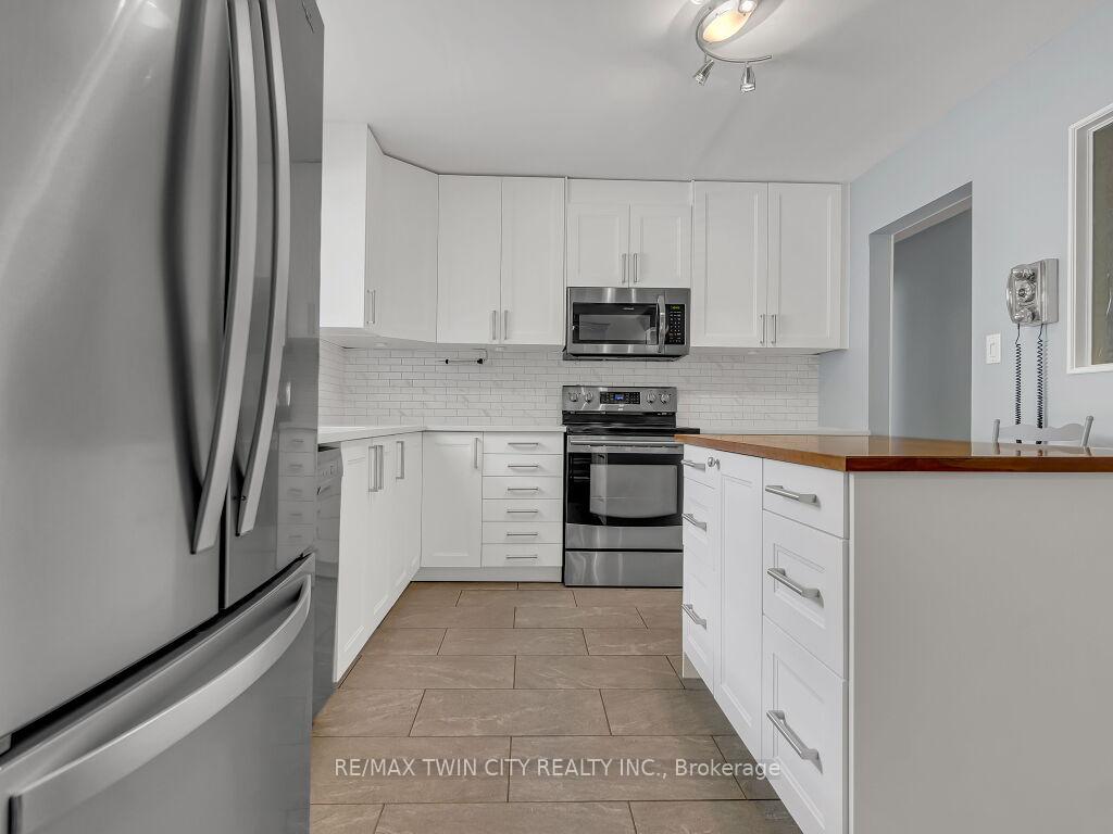 Photo 9 of 398 Mossom Place, Waterloo — HOMEH