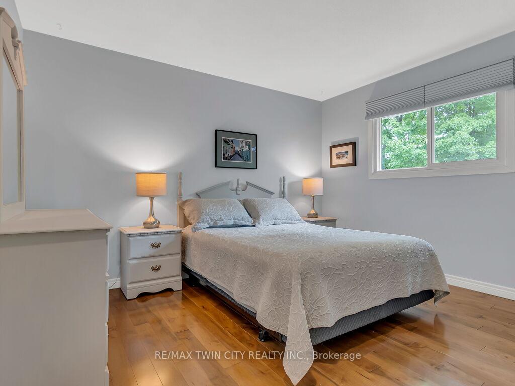Photo 12 of 398 Mossom Place, Waterloo — HOMEH