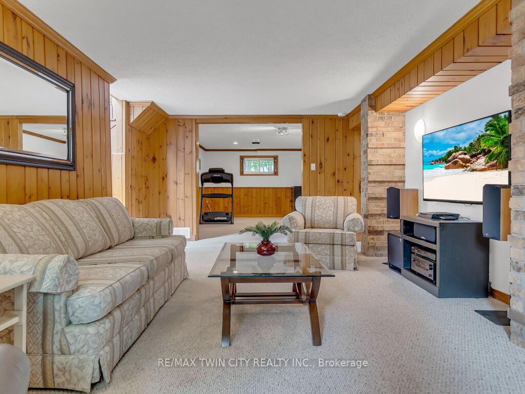 Photo 20 of 398 Mossom Place, Waterloo — HOMEH