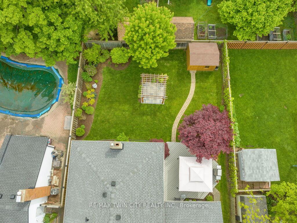 Photo 33 of 398 Mossom Place, Waterloo — HOMEH