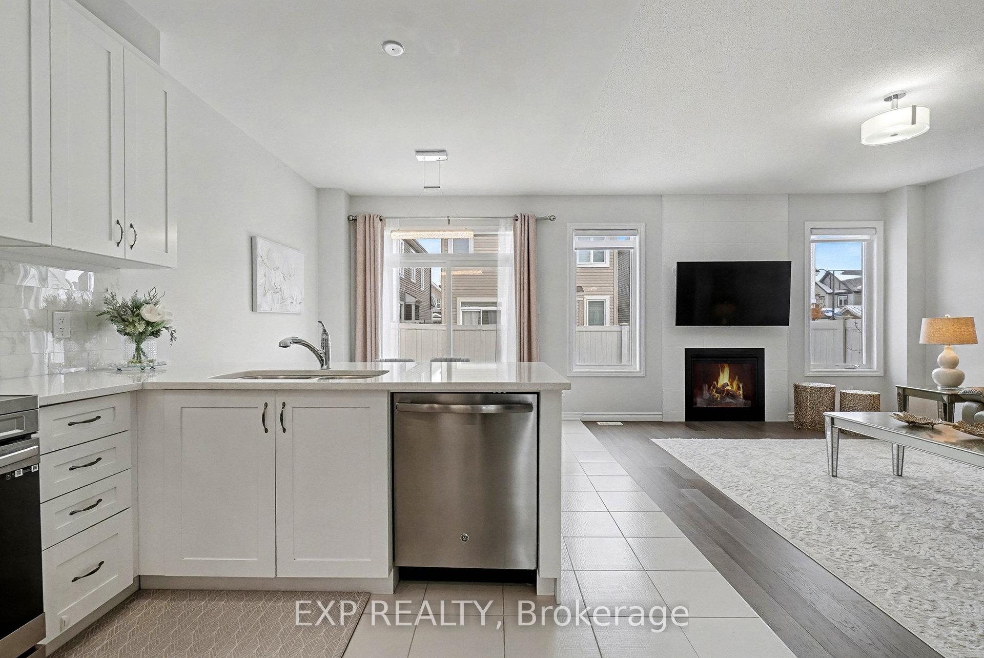 Photo 7 of 681 Broad Cove Crescent, Ottawa, Barrhaven - Half Moon Bay — HOMEH