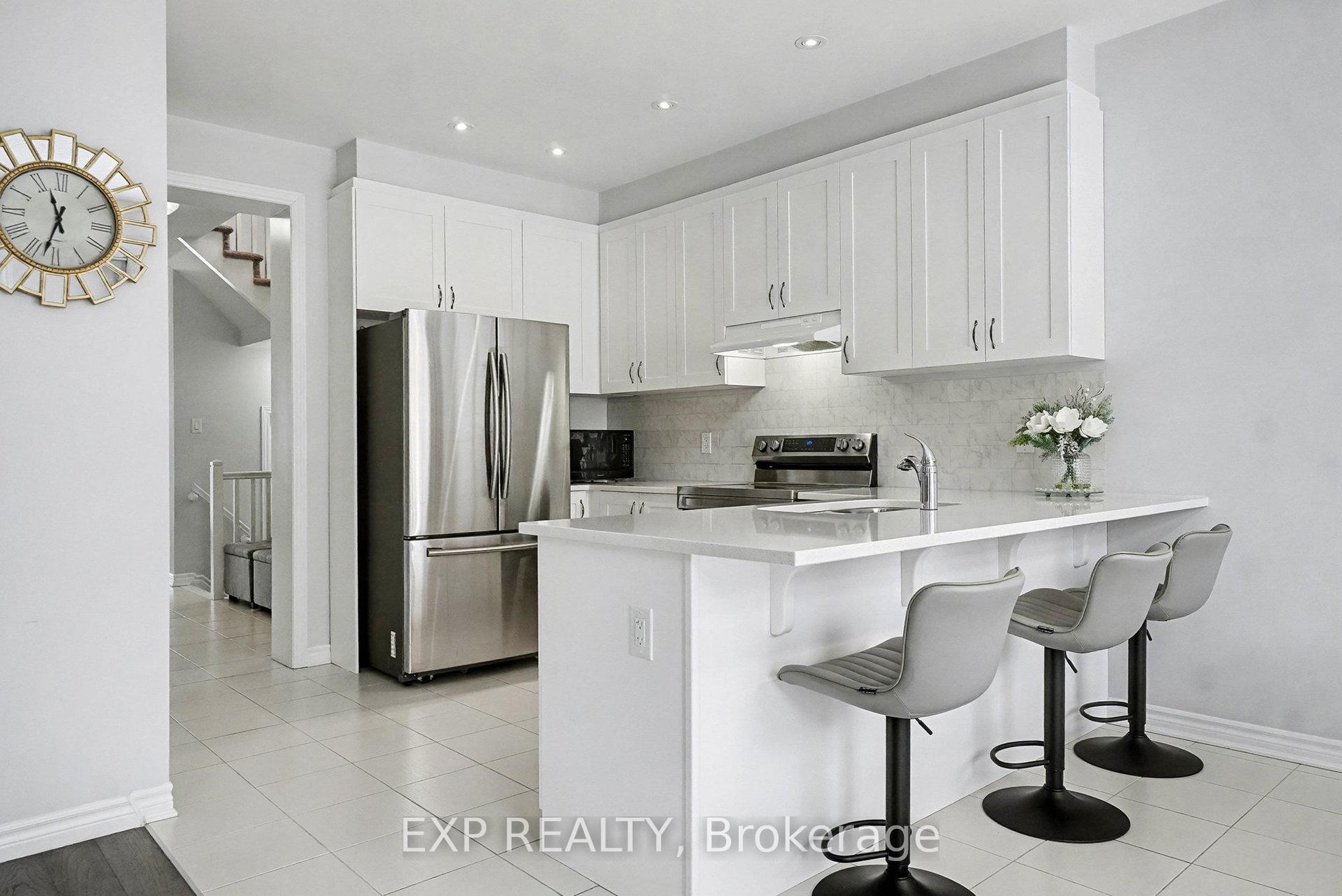 Photo 5 of 681 Broad Cove Crescent, Ottawa, Barrhaven - Half Moon Bay — HOMEH