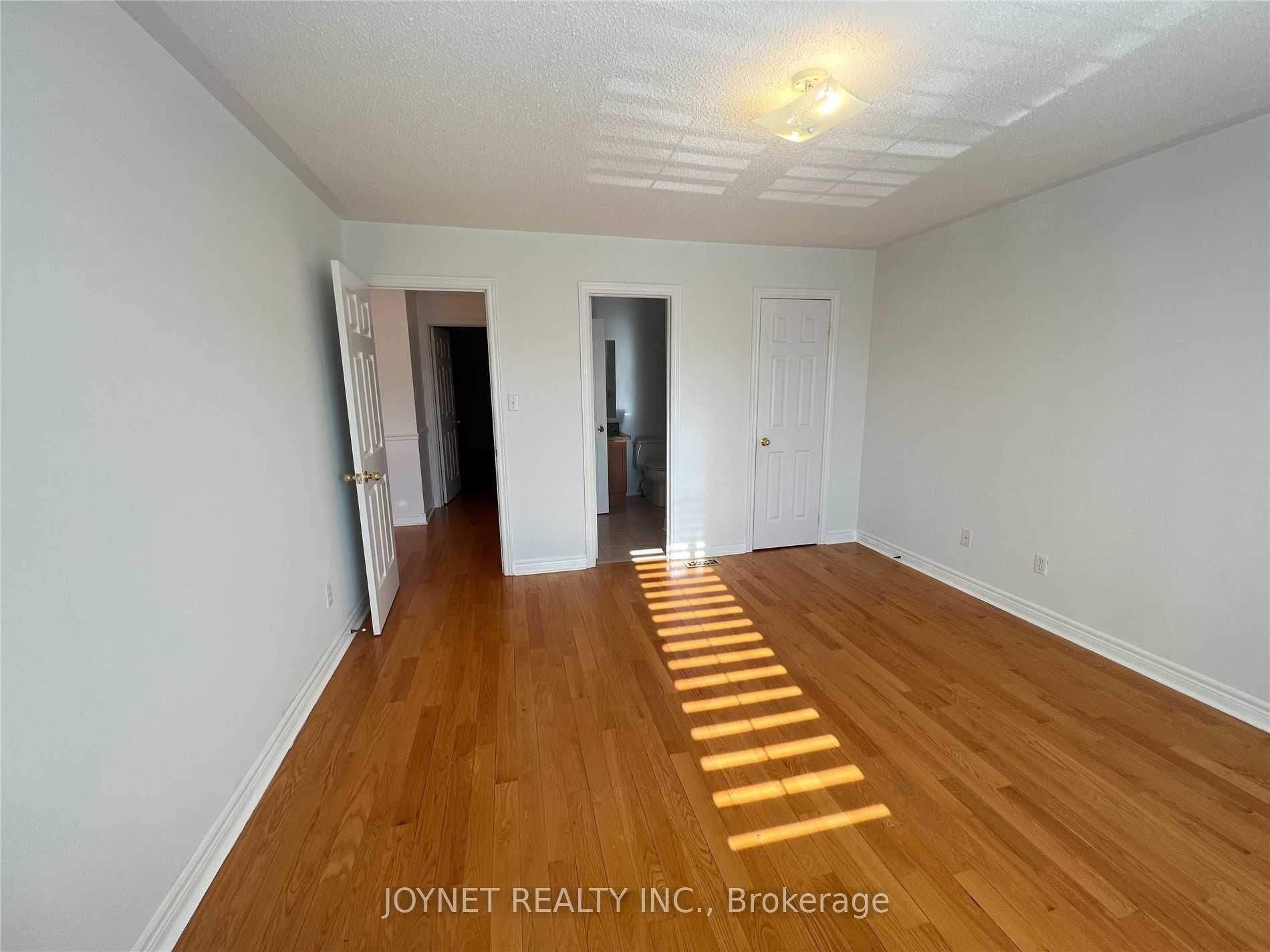 Photo 24 of 212 La Rocca Avenue, Vaughan, Vellore Village — HOMEH