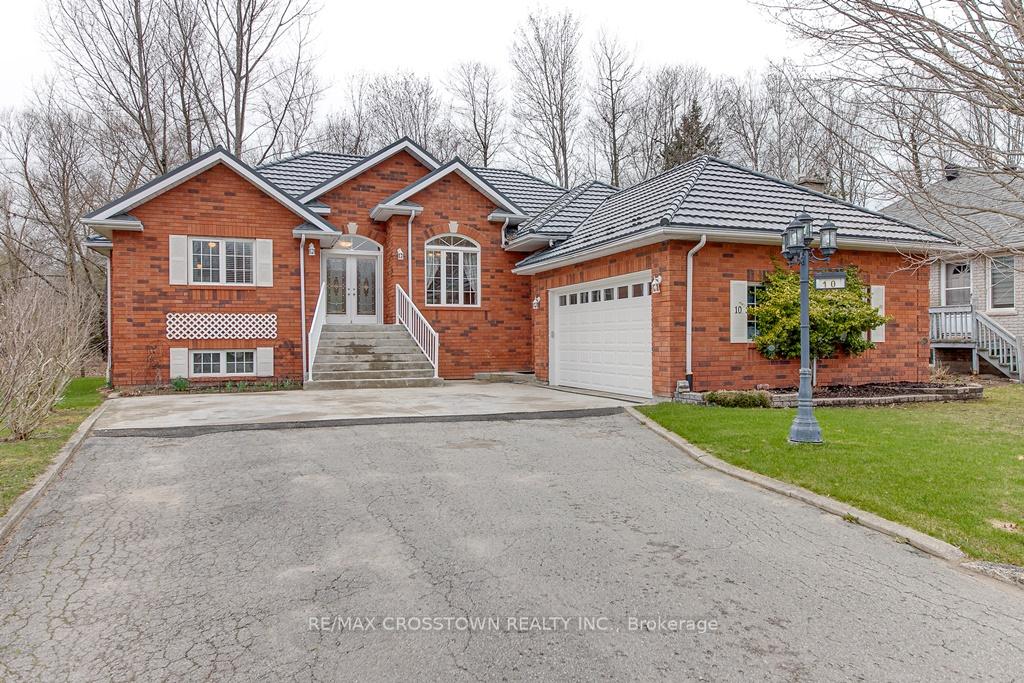 Photo 1 of 10 Birchmount Circle, Wasaga Beach — HOMEH
