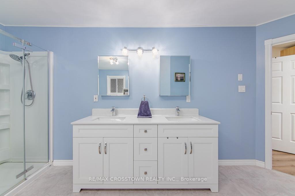 Photo 15 of 10 Birchmount Circle, Wasaga Beach — HOMEH