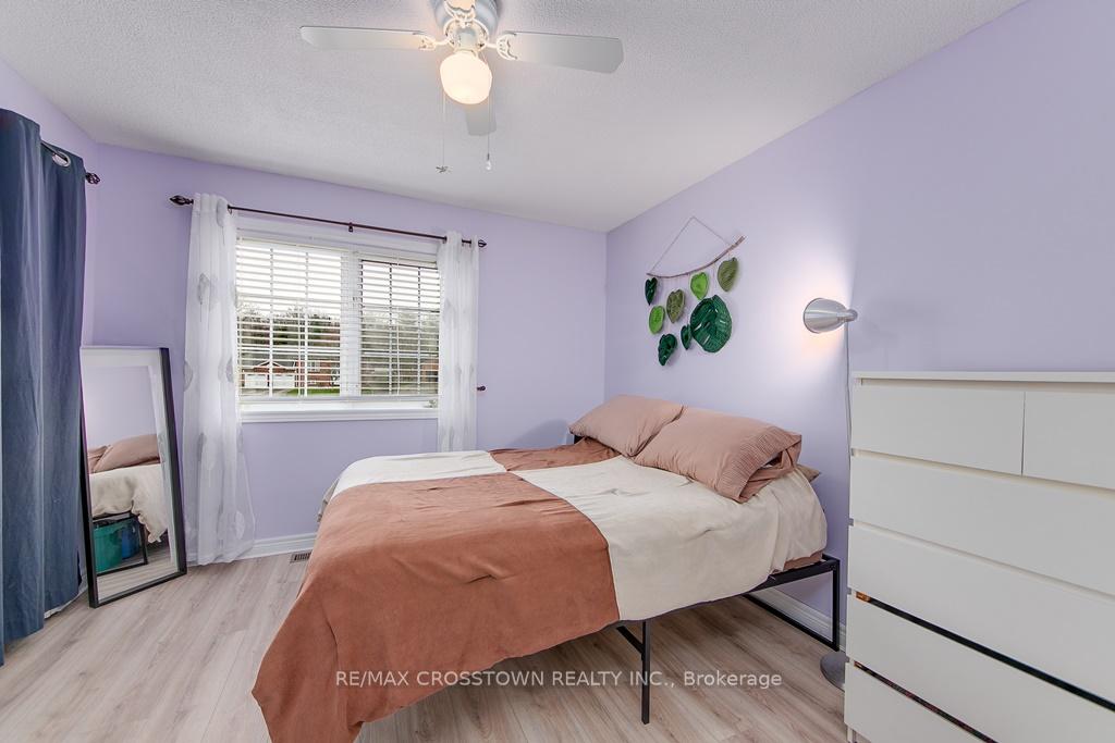 Photo 19 of 10 Birchmount Circle, Wasaga Beach — HOMEH