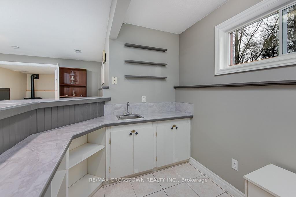 Photo 24 of 10 Birchmount Circle, Wasaga Beach — HOMEH